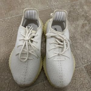 Adidas Yeezy 350 V2 White ice cream size 5.5